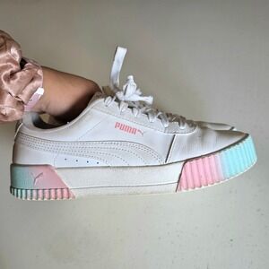 Puma Women's White and Pink Sneakers